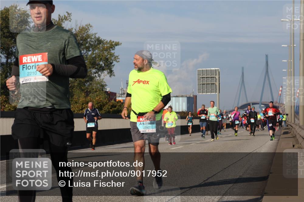 03.10.2025 - Köhlbrandbrückenlauf Luisa Fischer http://msf.ph/oto/9017952 03.10.2025 11:05:31 Position 3 2210, 2740 meine-sportfotos.de