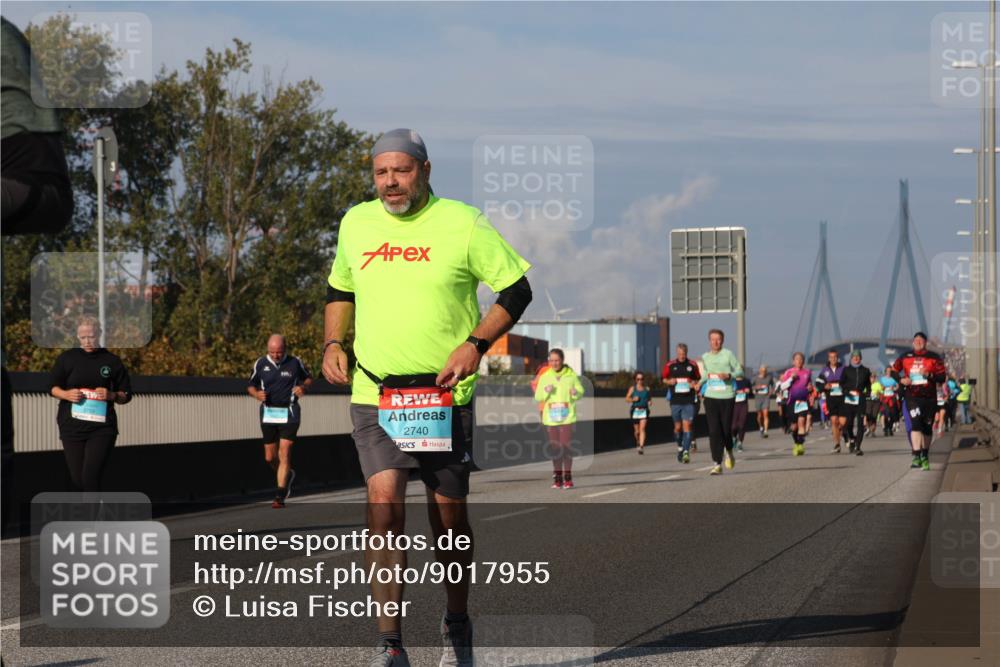 03.10.2025 - Köhlbrandbrückenlauf Luisa Fischer http://msf.ph/oto/9017955 03.10.2025 11:05:31 Position 3 2740 meine-sportfotos.de