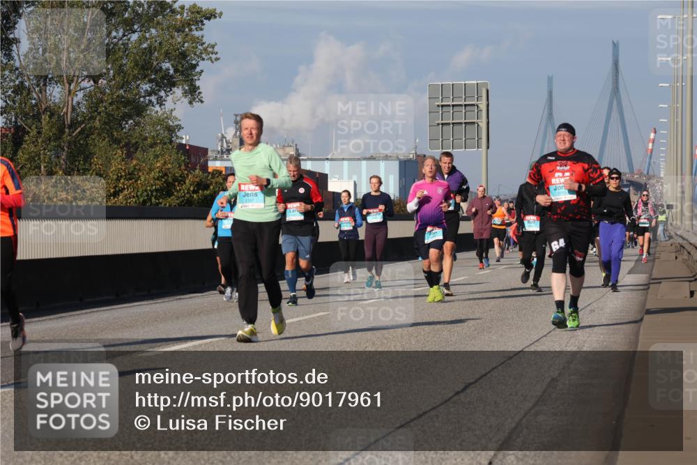 03.10.2025 - Köhlbrandbrückenlauf Luisa Fischer http://msf.ph/oto/9017961 03.10.2025 11:05:39 Position 3  meine-sportfotos.de