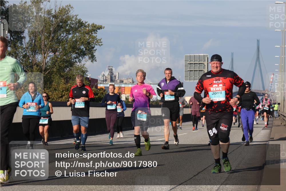 03.10.2025 - Köhlbrandbrückenlauf Luisa Fischer http://msf.ph/oto/9017980 03.10.2025 11:05:42 Position 3 3405, 3713, 64 meine-sportfotos.de