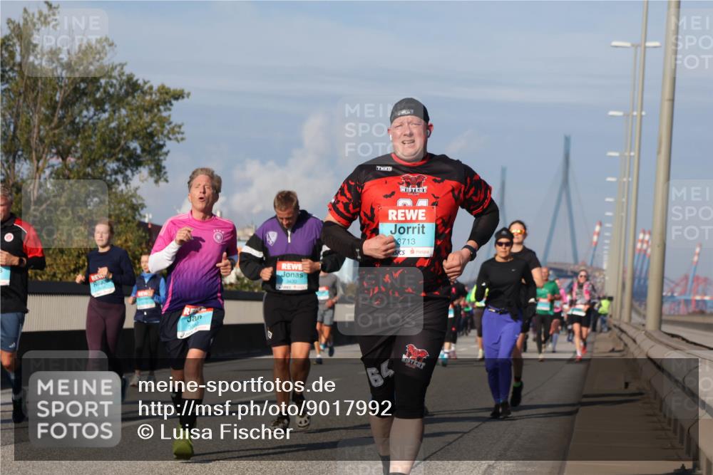 03.10.2025 - Köhlbrandbrückenlauf Luisa Fischer http://msf.ph/oto/9017992 03.10.2025 11:05:44 Position 3 3430, 3713, 64 meine-sportfotos.de