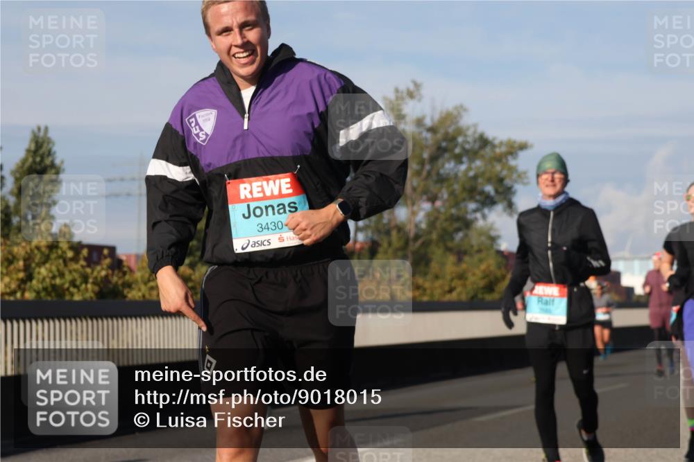 03.10.2025 - Köhlbrandbrückenlauf Luisa Fischer http://msf.ph/oto/9018015 03.10.2025 11:05:48 Position 3 1958, 3430 meine-sportfotos.de