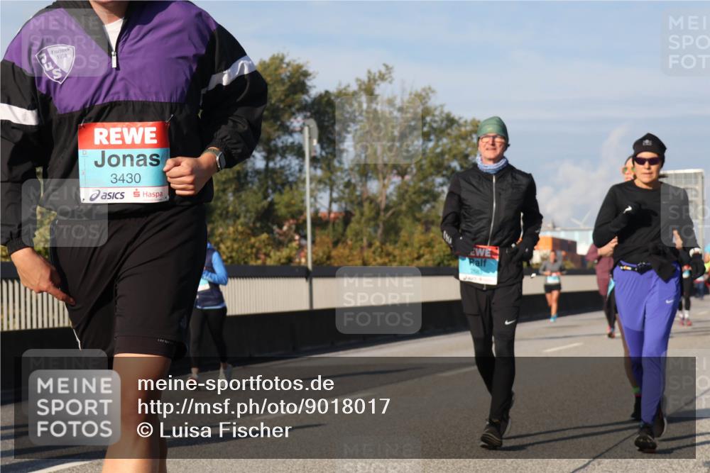 03.10.2025 - Köhlbrandbrückenlauf Luisa Fischer http://msf.ph/oto/9018017 03.10.2025 11:05:49 Position 3 1958, 3430 meine-sportfotos.de