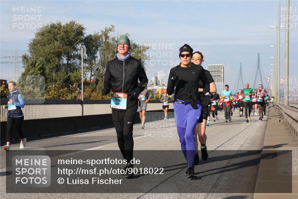 03.10.2025 - Köhlbrandbrückenlauf Luisa Fischer http://msf.ph/oto/9018022 03.10.2025 11:05:49 Position 3 2688 meine-sportfotos.de