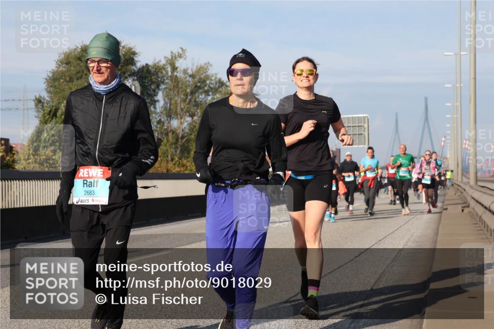 03.10.2025 - Köhlbrandbrückenlauf Luisa Fischer http://msf.ph/oto/9018029 03.10.2025 11:05:50 Position 3 2683 meine-sportfotos.de