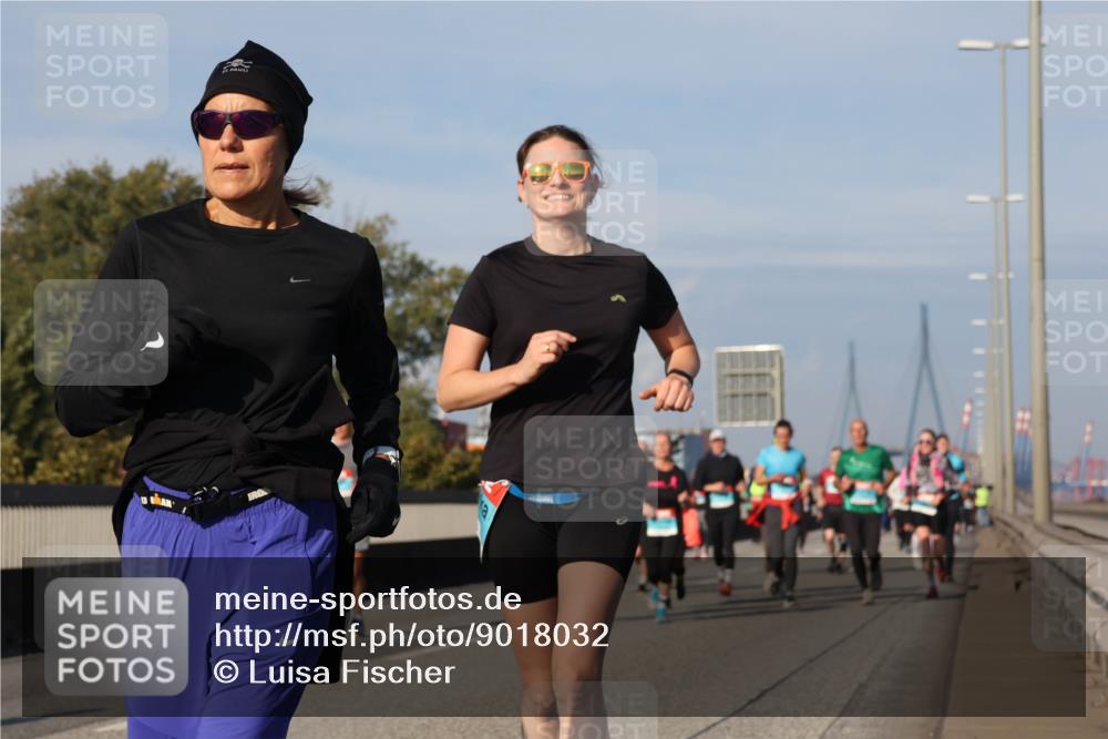 03.10.2025 - Köhlbrandbrückenlauf Luisa Fischer http://msf.ph/oto/9018032 03.10.2025 11:05:51 Position 3  meine-sportfotos.de