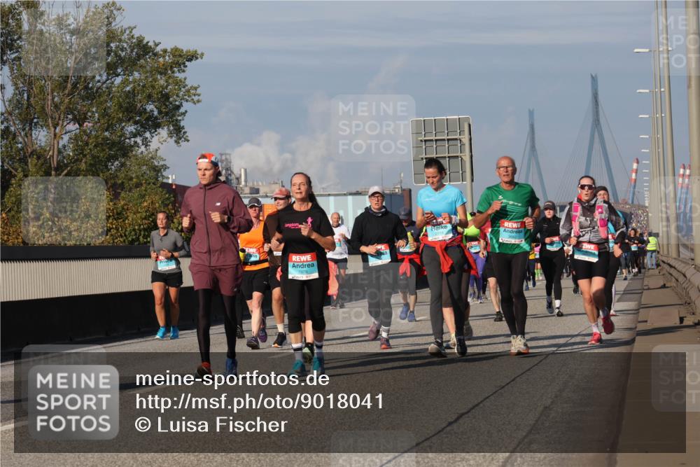 03.10.2025 - Köhlbrandbrückenlauf Luisa Fischer http://msf.ph/oto/9018041 03.10.2025 11:05:53 Position 3 1978 meine-sportfotos.de