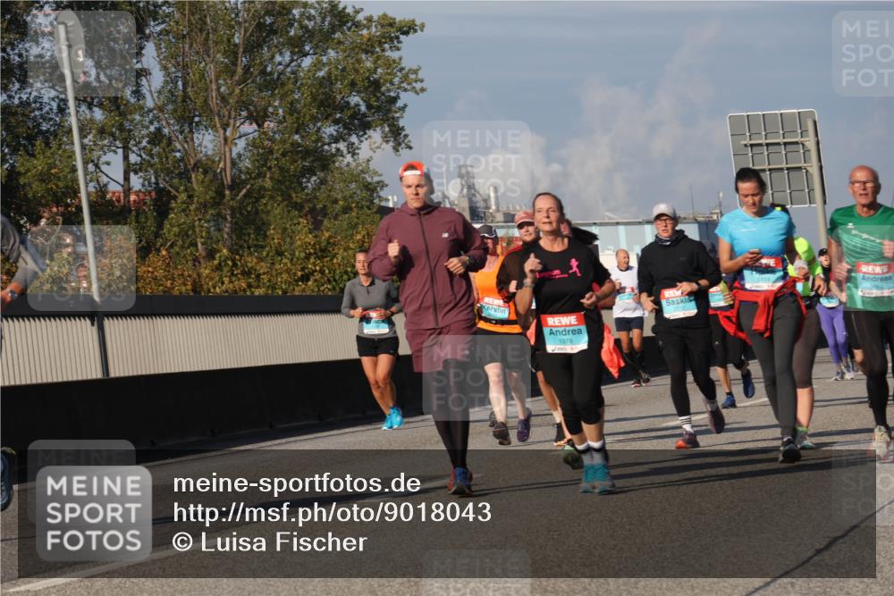 03.10.2025 - Köhlbrandbrückenlauf Luisa Fischer http://msf.ph/oto/9018043 03.10.2025 11:05:53 Position 3 1978 meine-sportfotos.de