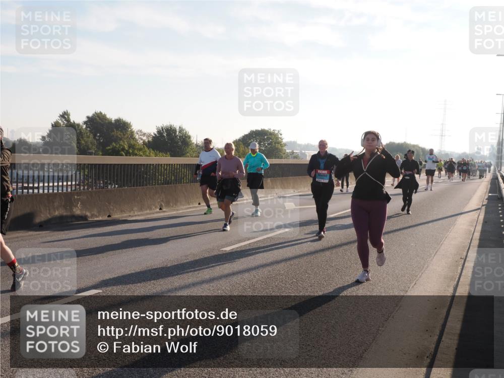 03.10.2025 - Köhlbrandbrückenlauf Fabian Wolf http://msf.ph/oto/9018059 03.10.2025 09:27:22 Position 3  meine-sportfotos.de