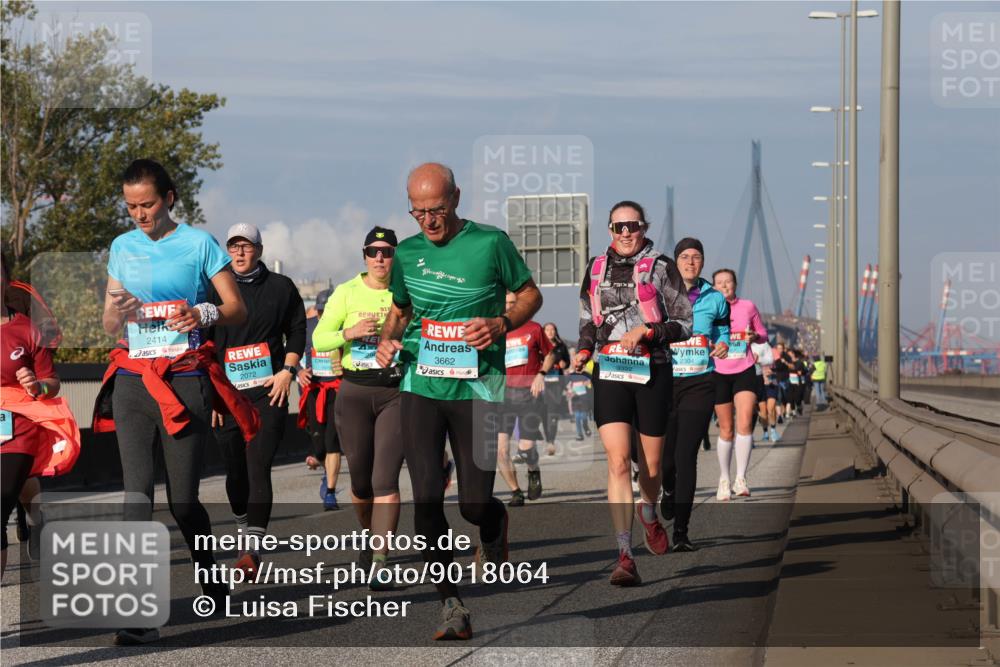 03.10.2025 - Köhlbrandbrückenlauf Luisa Fischer http://msf.ph/oto/9018064 03.10.2025 11:05:56 Position 3 2414, 2072, 3662, 2304 meine-sportfotos.de