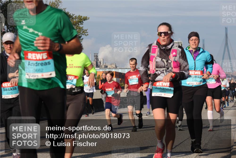 03.10.2025 - Köhlbrandbrückenlauf Luisa Fischer http://msf.ph/oto/9018073 03.10.2025 11:05:58 Position 3 2072, 3662, 2141, 2139, 3322, 2304, 1977 meine-sportfotos.de