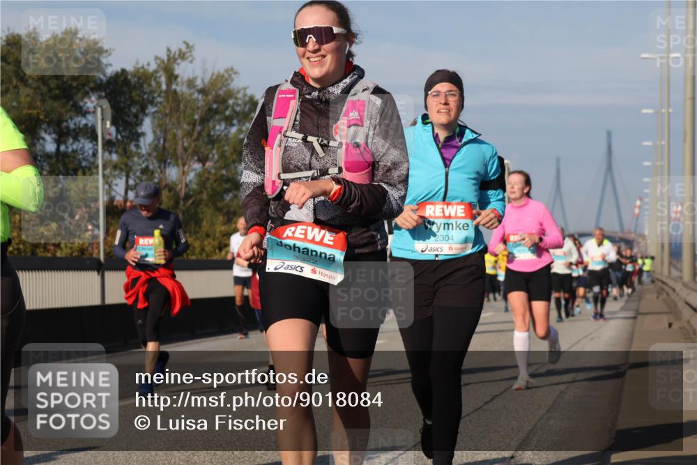 03.10.2025 - Köhlbrandbrückenlauf Luisa Fischer http://msf.ph/oto/9018084 03.10.2025 11:06:00 Position 3 3322, 2304 meine-sportfotos.de