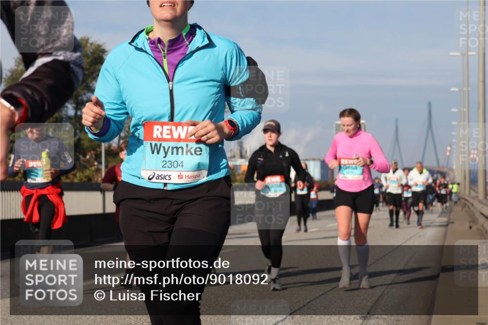 03.10.2025 - Köhlbrandbrückenlauf Luisa Fischer http://msf.ph/oto/9018092 03.10.2025 11:06:01 Position 3 2304 meine-sportfotos.de