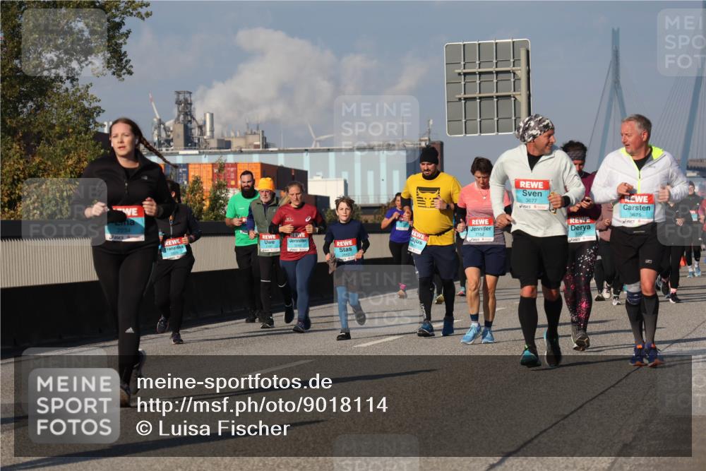 03.10.2025 - Köhlbrandbrückenlauf Luisa Fischer http://msf.ph/oto/9018114 03.10.2025 11:06:05 Position 3 2234, 2152, 3677, 3675, 100 meine-sportfotos.de