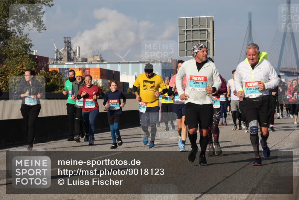 03.10.2025 - Köhlbrandbrückenlauf Luisa Fischer http://msf.ph/oto/9018123 03.10.2025 11:06:06 Position 3 1825, 2187, 3240, 3677, 3675 meine-sportfotos.de