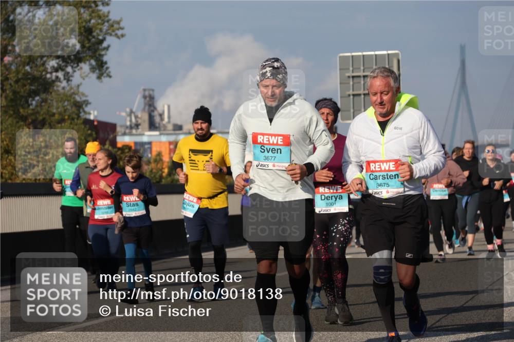 03.10.2025 - Köhlbrandbrückenlauf Luisa Fischer http://msf.ph/oto/9018138 03.10.2025 11:06:09 Position 3 2842, 3677, 1001, 3675 meine-sportfotos.de