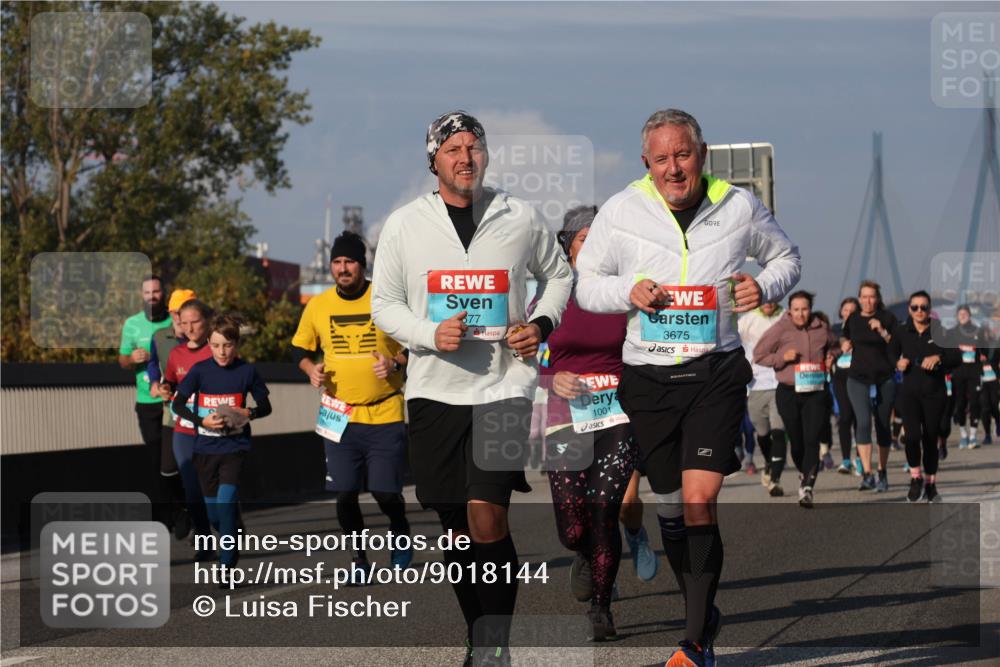 03.10.2025 - Köhlbrandbrückenlauf Luisa Fischer http://msf.ph/oto/9018144 03.10.2025 11:06:10 Position 3 877, 1001, 3675 meine-sportfotos.de