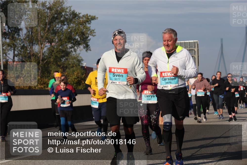03.10.2025 - Köhlbrandbrückenlauf Luisa Fischer http://msf.ph/oto/9018146 03.10.2025 11:06:10 Position 3 1825, 3677, 1001, 3675 meine-sportfotos.de
