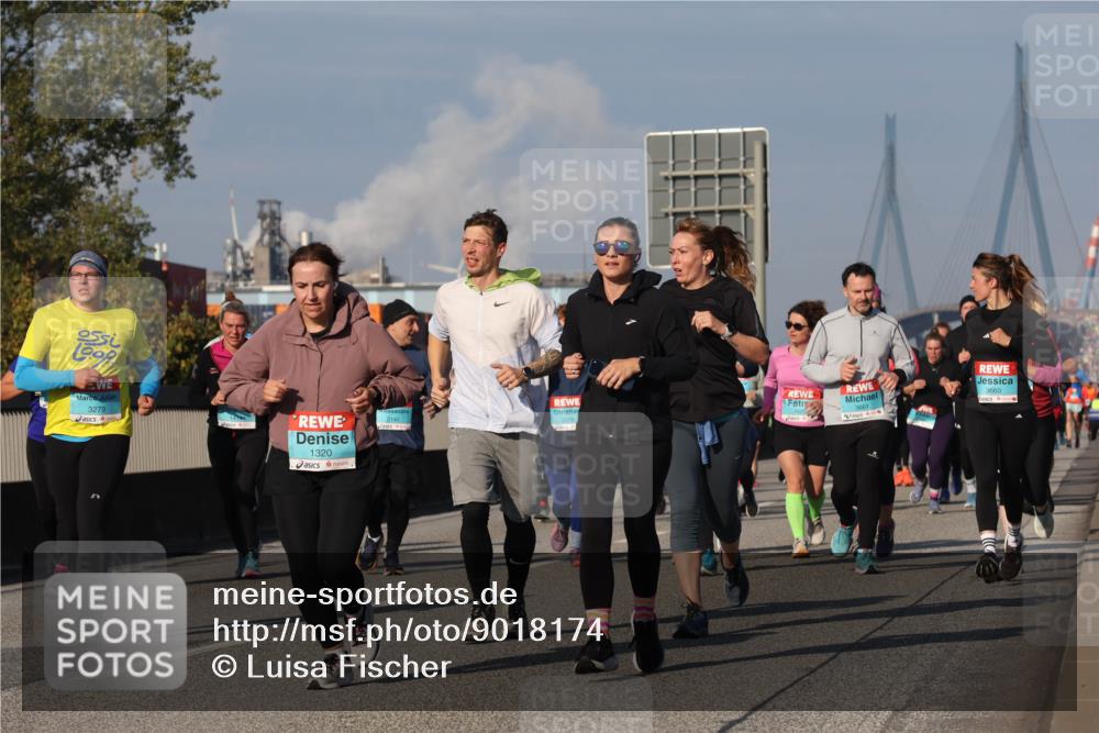 03.10.2025 - Köhlbrandbrückenlauf Luisa Fischer http://msf.ph/oto/9018174 03.10.2025 11:06:15 Position 3 3279, 1320, 2140, 3660 meine-sportfotos.de