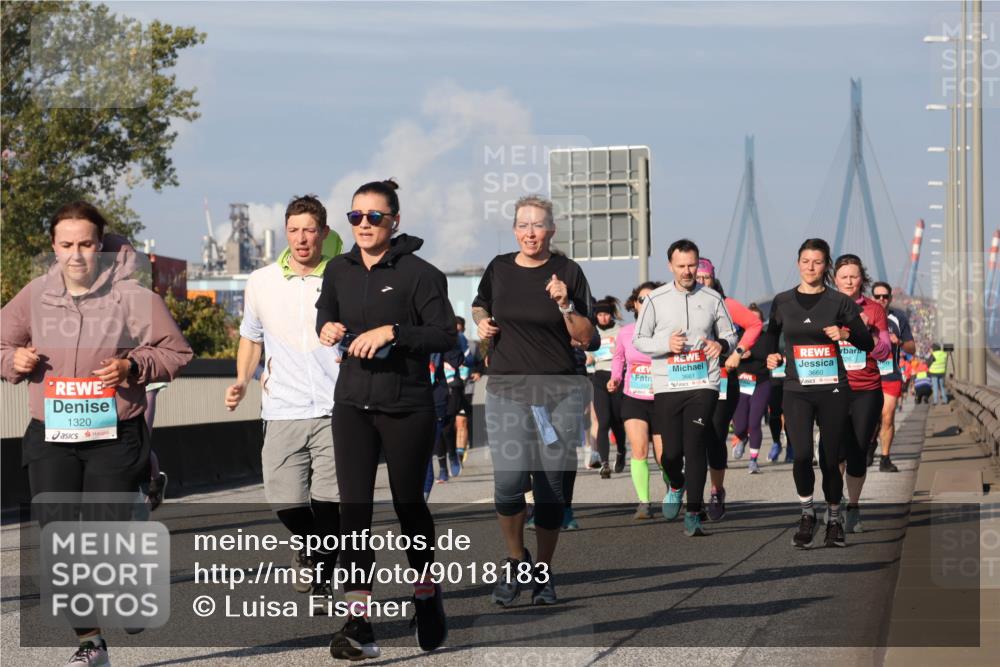 03.10.2025 - Köhlbrandbrückenlauf Luisa Fischer http://msf.ph/oto/9018183 03.10.2025 11:06:16 Position 3 1320, 28, 1623, 3661, 3660 meine-sportfotos.de