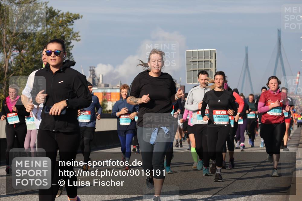 03.10.2025 - Köhlbrandbrückenlauf Luisa Fischer http://msf.ph/oto/9018191 03.10.2025 11:06:18 Position 3 1414, 2140, 3660, 2028 meine-sportfotos.de