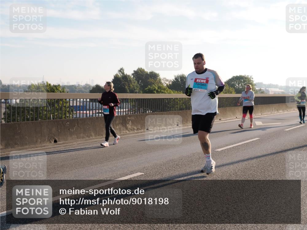 03.10.2025 - Köhlbrandbrückenlauf Fabian Wolf http://msf.ph/oto/9018198 03.10.2025 09:27:33 Position 3 2619 meine-sportfotos.de