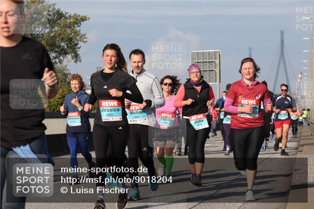 03.10.2025 - Köhlbrandbrückenlauf Luisa Fischer http://msf.ph/oto/9018204 03.10.2025 11:06:20 Position 3 2078, 3660, 3661, 1629, 2829 meine-sportfotos.de