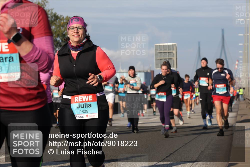 03.10.2025 - Köhlbrandbrückenlauf Luisa Fischer http://msf.ph/oto/9018223 03.10.2025 11:06:23 Position 3 2829 meine-sportfotos.de