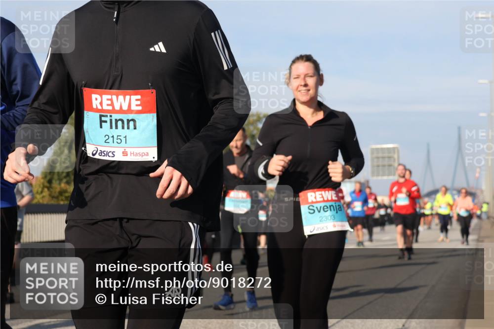 03.10.2025 - Köhlbrandbrückenlauf Luisa Fischer http://msf.ph/oto/9018272 03.10.2025 11:06:32 Position 3 2151, 2303 meine-sportfotos.de