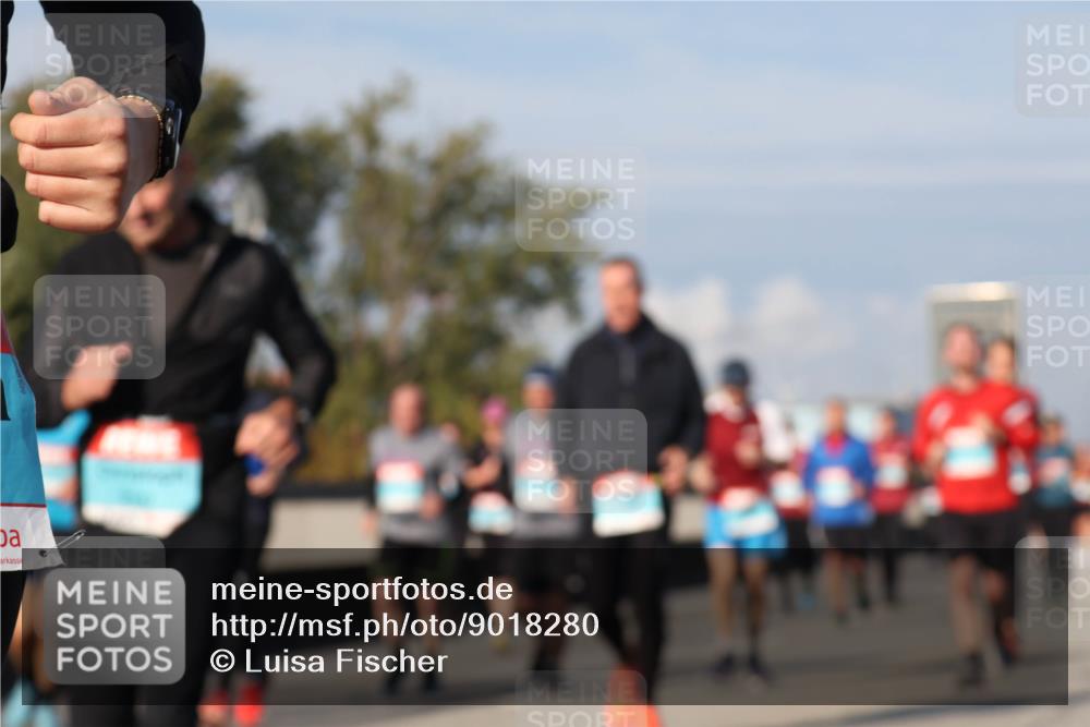 03.10.2025 - Köhlbrandbrückenlauf Luisa Fischer http://msf.ph/oto/9018280 03.10.2025 11:06:33 Position 3  meine-sportfotos.de