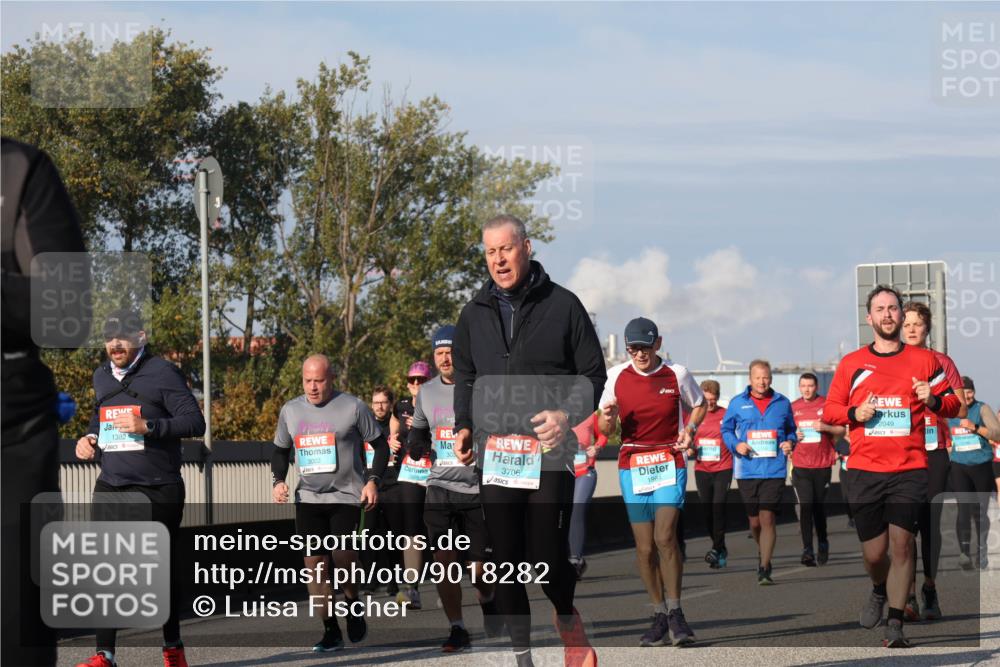 03.10.2025 - Köhlbrandbrückenlauf Luisa Fischer http://msf.ph/oto/9018282 03.10.2025 11:06:34 Position 3 1382, 30, 3022, 3706, 1984, 2049 meine-sportfotos.de