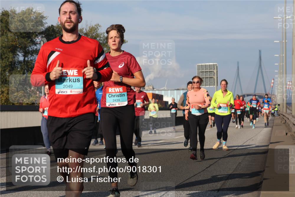 03.10.2025 - Köhlbrandbrückenlauf Luisa Fischer http://msf.ph/oto/9018301 03.10.2025 11:06:38 Position 3 2049, 2439, 168 meine-sportfotos.de