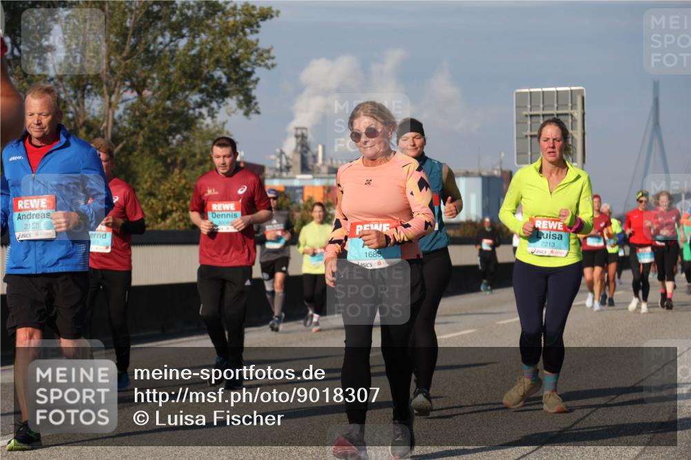 03.10.2025 - Köhlbrandbrückenlauf Luisa Fischer http://msf.ph/oto/9018307 03.10.2025 11:06:39 Position 3 2158, 1683, 2213 meine-sportfotos.de