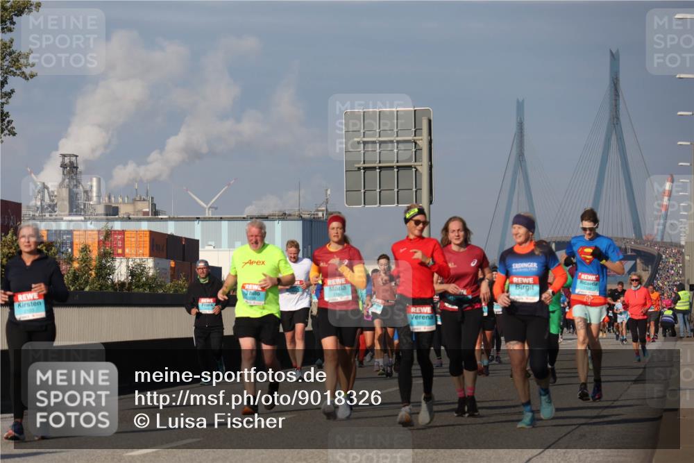 03.10.2025 - Köhlbrandbrückenlauf Luisa Fischer http://msf.ph/oto/9018326 03.10.2025 11:06:44 Position 3  meine-sportfotos.de