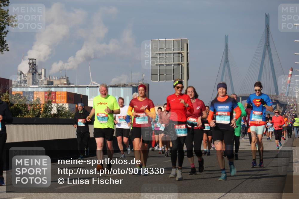 03.10.2025 - Köhlbrandbrückenlauf Luisa Fischer http://msf.ph/oto/9018330 03.10.2025 11:06:44 Position 3 2169, 1709, 3597 meine-sportfotos.de