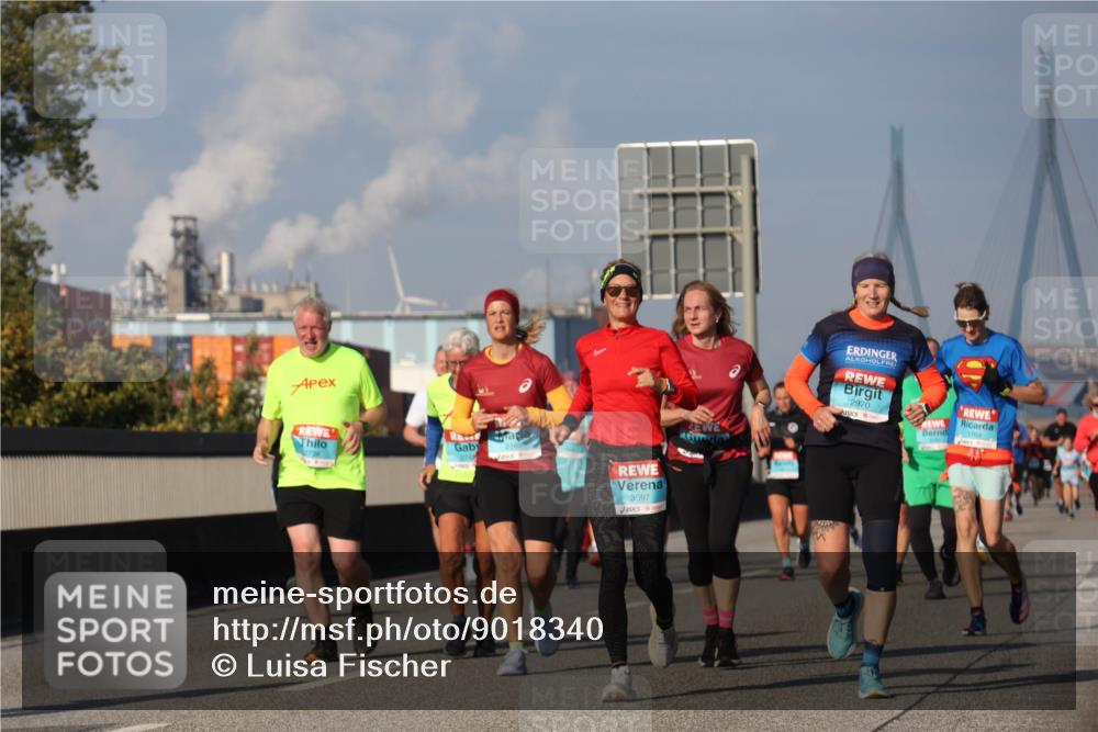03.10.2025 - Köhlbrandbrückenlauf Luisa Fischer http://msf.ph/oto/9018340 03.10.2025 11:06:46 Position 3 2169, 274, 3597, 2970, 1709 meine-sportfotos.de