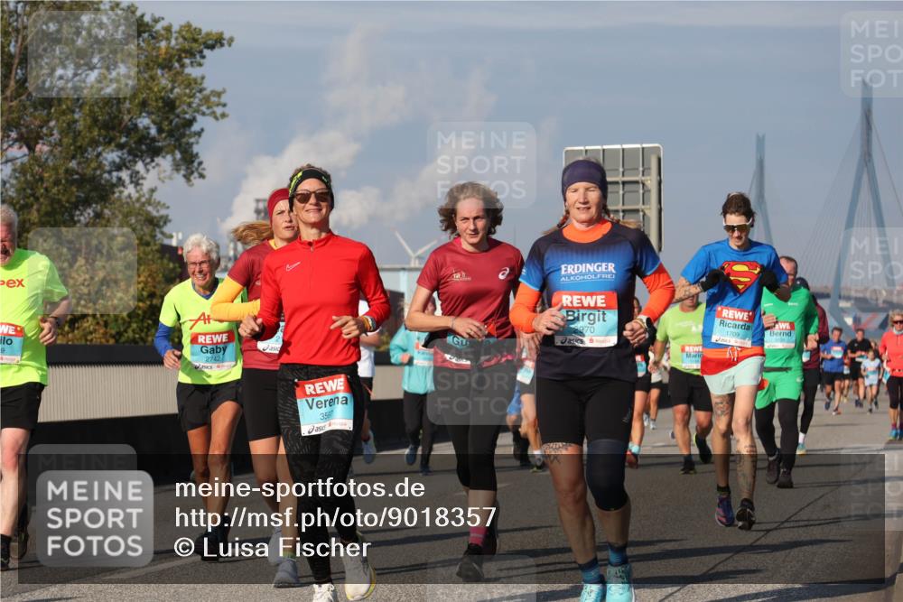 03.10.2025 - Köhlbrandbrückenlauf Luisa Fischer http://msf.ph/oto/9018357 03.10.2025 11:06:49 Position 3 9, 2742, 3597, 1709, 2970 meine-sportfotos.de