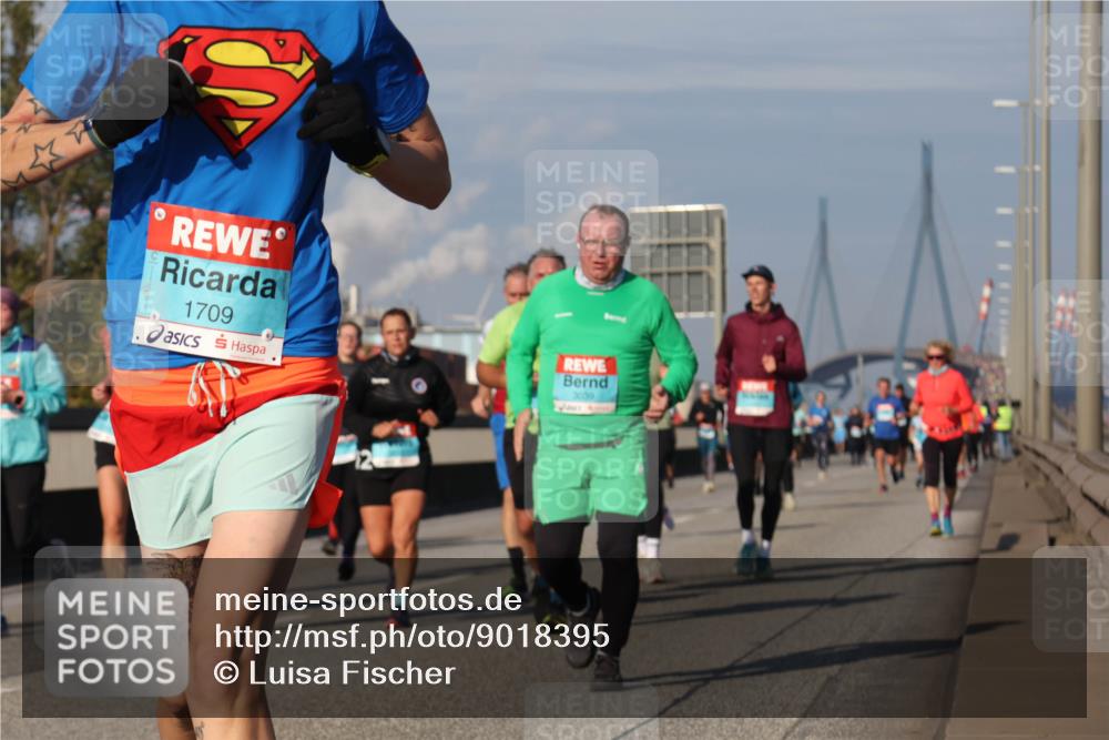 03.10.2025 - Köhlbrandbrückenlauf Luisa Fischer http://msf.ph/oto/9018395 03.10.2025 11:06:56 Position 3 1709, 3039 meine-sportfotos.de