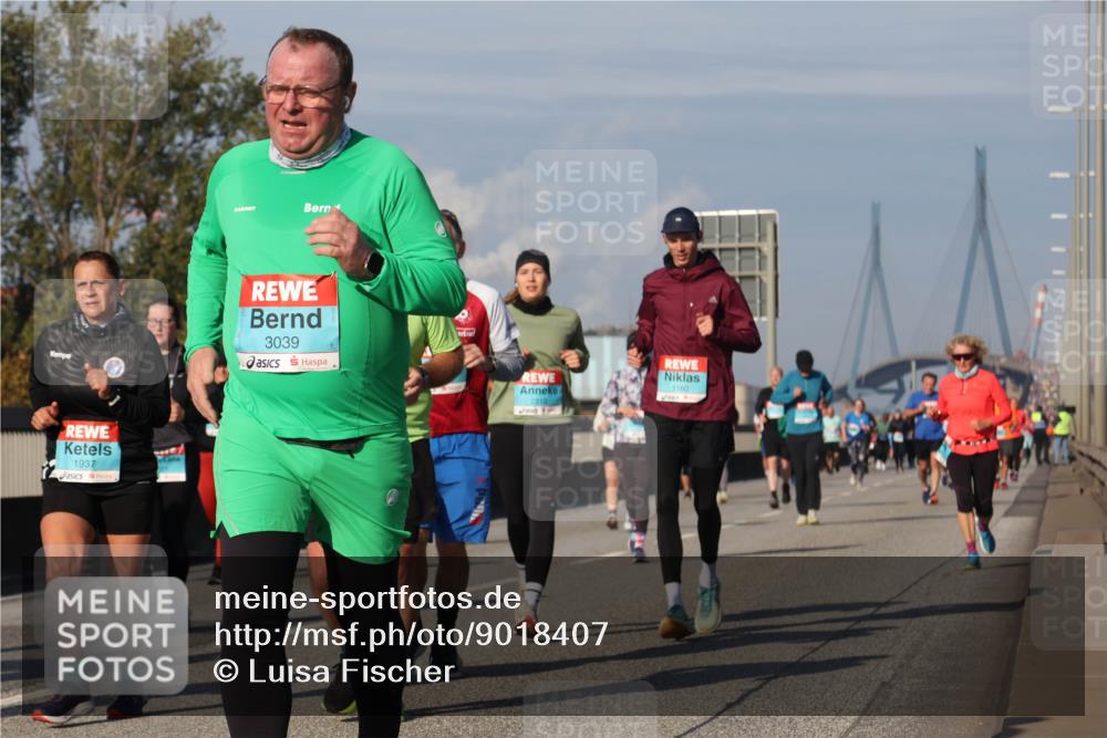 03.10.2025 - Köhlbrandbrückenlauf Luisa Fischer http://msf.ph/oto/9018407 03.10.2025 11:06:58 Position 3 1937, 3039, 1160, 2310 meine-sportfotos.de