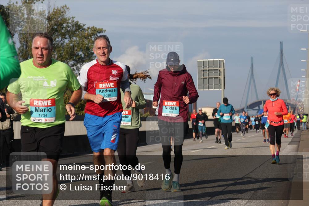 03.10.2025 - Köhlbrandbrückenlauf Luisa Fischer http://msf.ph/oto/9018416 03.10.2025 11:07:00 Position 3 3088, 1734, 10, 1160 meine-sportfotos.de