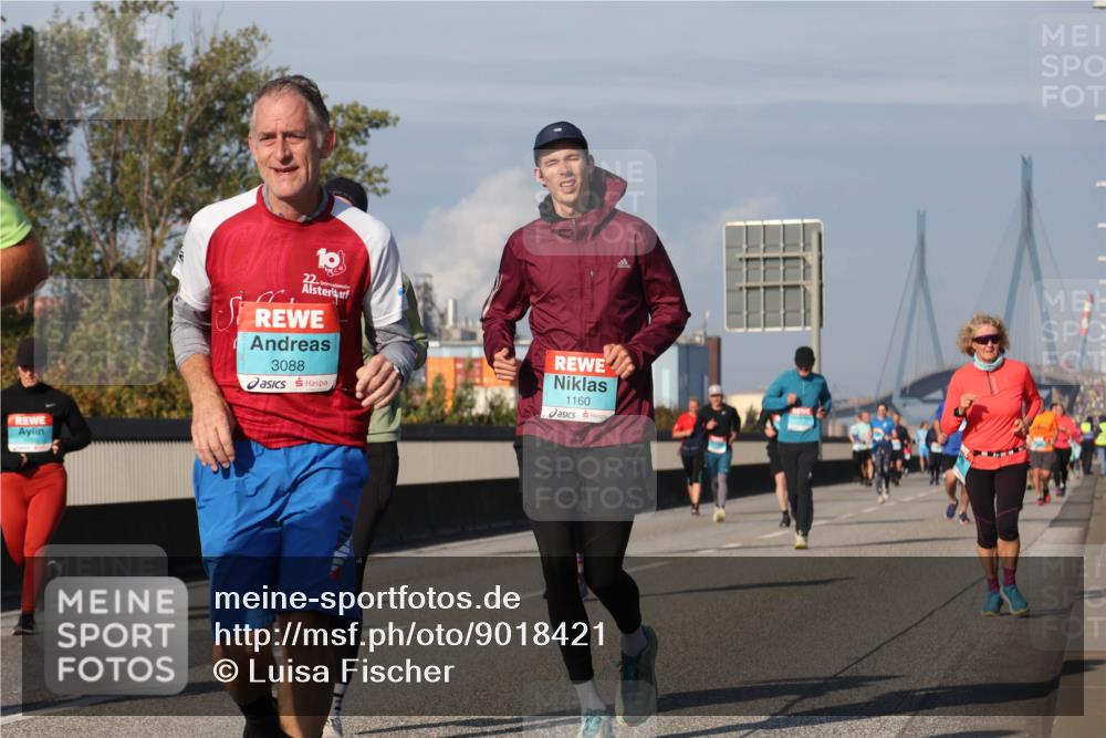 03.10.2025 - Köhlbrandbrückenlauf Luisa Fischer http://msf.ph/oto/9018421 03.10.2025 11:07:01 Position 3 3088, 1160 meine-sportfotos.de