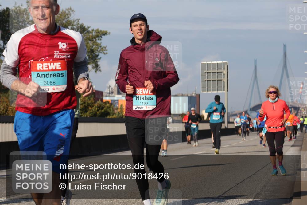 03.10.2025 - Köhlbrandbrückenlauf Luisa Fischer http://msf.ph/oto/9018426 03.10.2025 11:07:01 Position 3 101, 22, 3088, 1160 meine-sportfotos.de