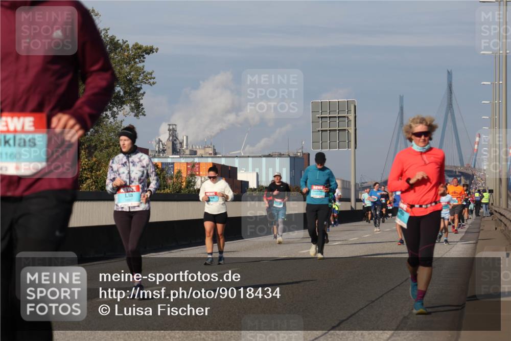 03.10.2025 - Köhlbrandbrückenlauf Luisa Fischer http://msf.ph/oto/9018434 03.10.2025 11:07:03 Position 3 160, 1097 meine-sportfotos.de