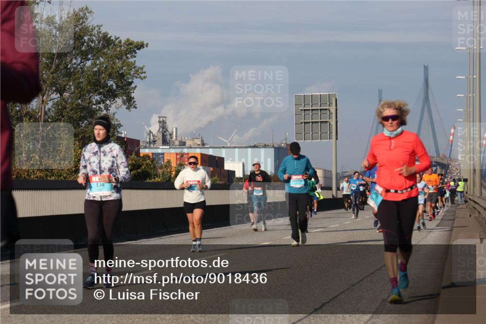 03.10.2025 - Köhlbrandbrückenlauf Luisa Fischer http://msf.ph/oto/9018436 03.10.2025 11:07:03 Position 3  meine-sportfotos.de
