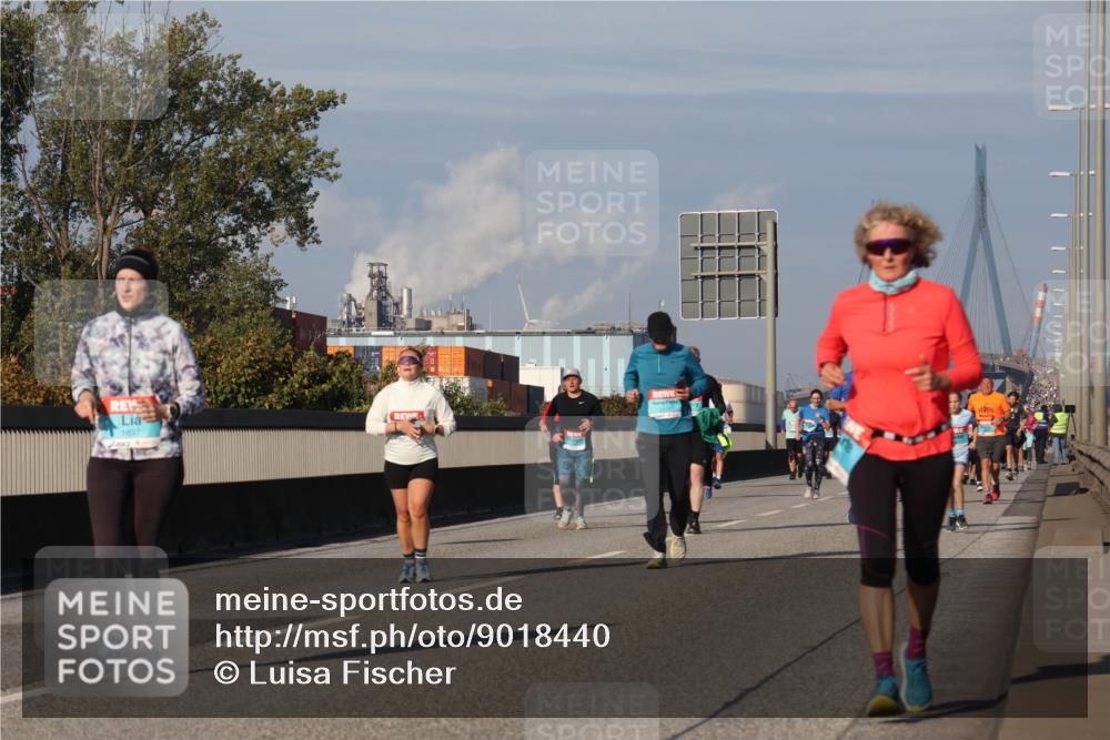 03.10.2025 - Köhlbrandbrückenlauf Luisa Fischer http://msf.ph/oto/9018440 03.10.2025 11:07:04 Position 3 1697 meine-sportfotos.de