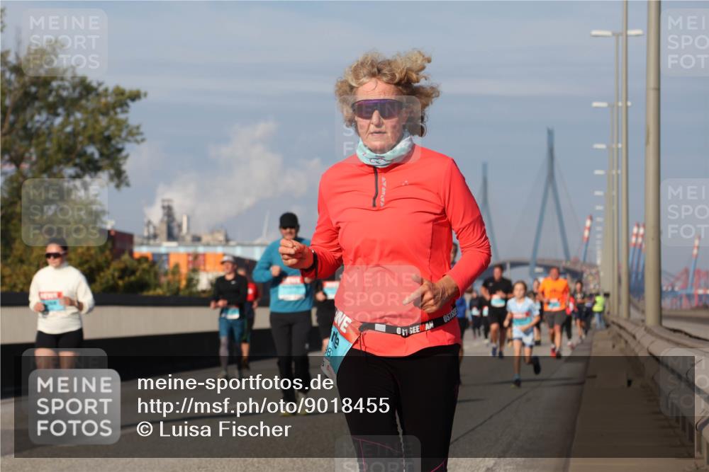 03.10.2025 - Köhlbrandbrückenlauf Luisa Fischer http://msf.ph/oto/9018455 03.10.2025 11:07:06 Position 3  meine-sportfotos.de