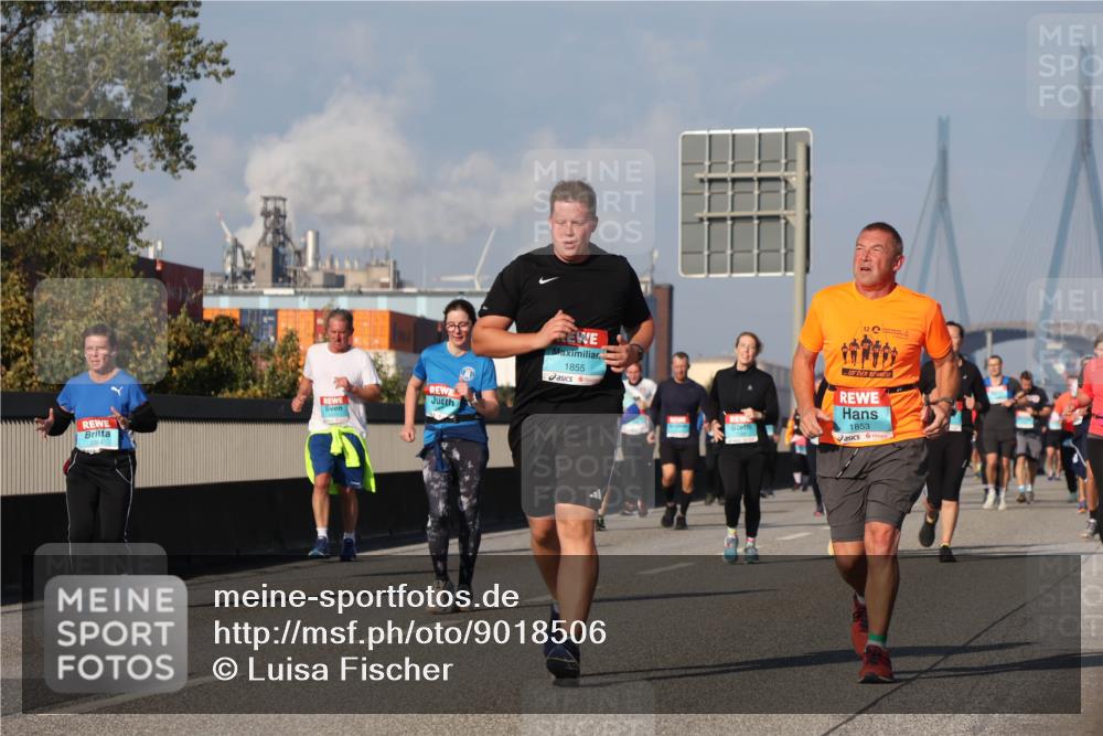 03.10.2025 - Köhlbrandbrückenlauf Luisa Fischer http://msf.ph/oto/9018506 03.10.2025 11:07:17 Position 3 1855, 12, 1853 meine-sportfotos.de