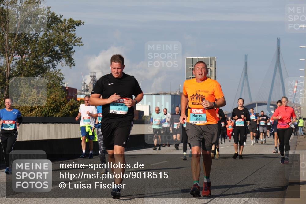 03.10.2025 - Köhlbrandbrückenlauf Luisa Fischer http://msf.ph/oto/9018515 03.10.2025 11:07:19 Position 3 1855, 1853 meine-sportfotos.de