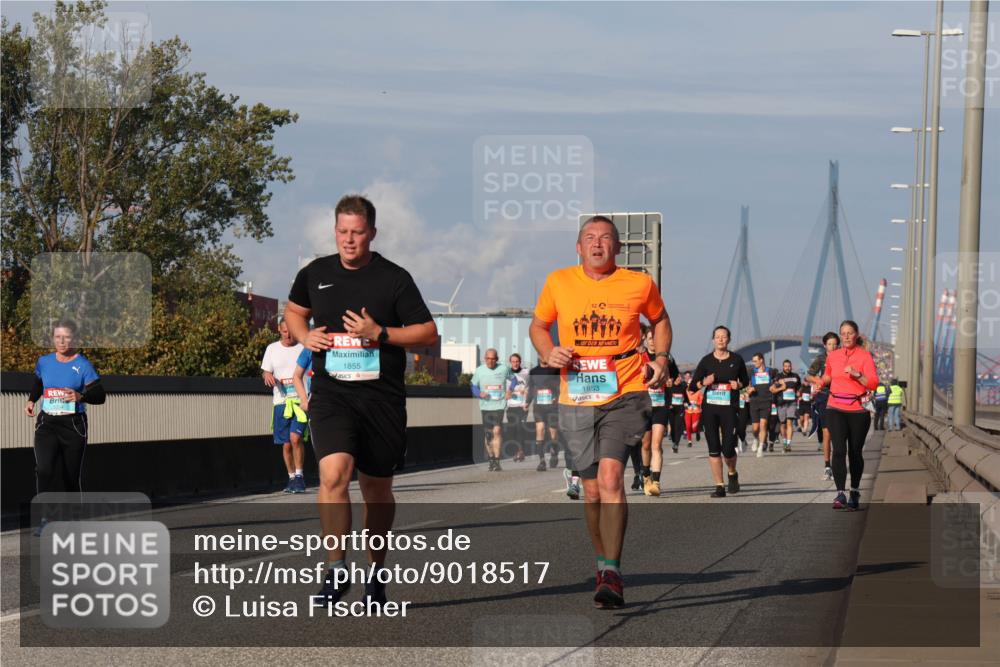03.10.2025 - Köhlbrandbrückenlauf Luisa Fischer http://msf.ph/oto/9018517 03.10.2025 11:07:19 Position 3 1855, 1853 meine-sportfotos.de