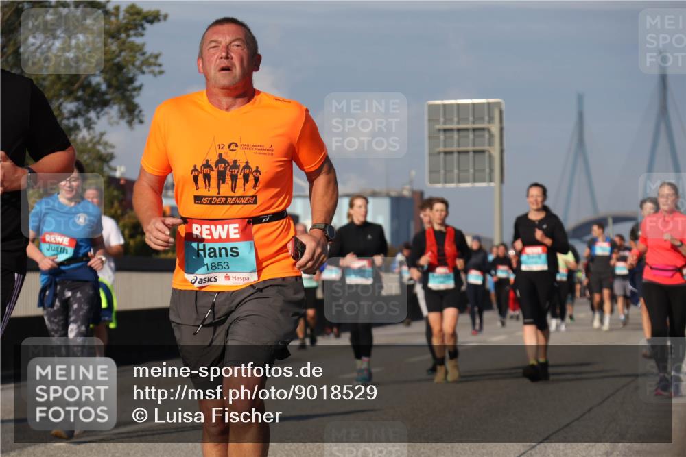 03.10.2025 - Köhlbrandbrückenlauf Luisa Fischer http://msf.ph/oto/9018529 03.10.2025 11:07:21 Position 3 12, 13, 2019, 1853 meine-sportfotos.de